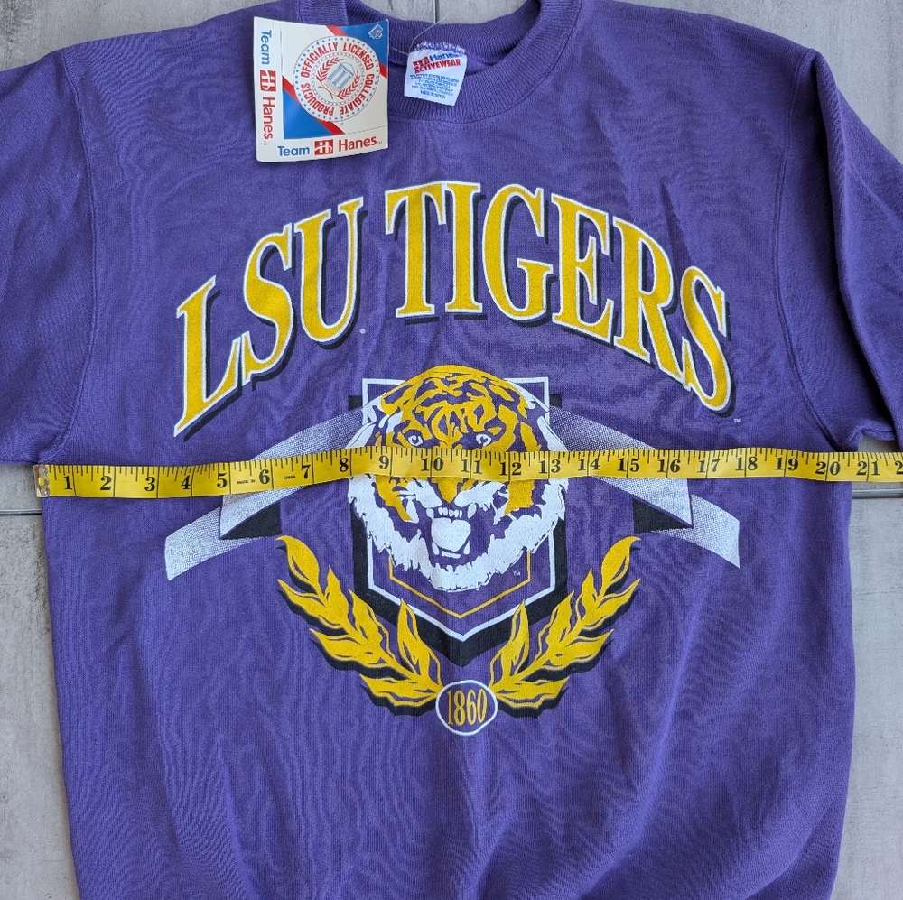 Vintage LSU Tigers Purple Yellow Tiger Hanes Crewneck Sweatshirt Medium NOS NWT - Picture 5 of 9